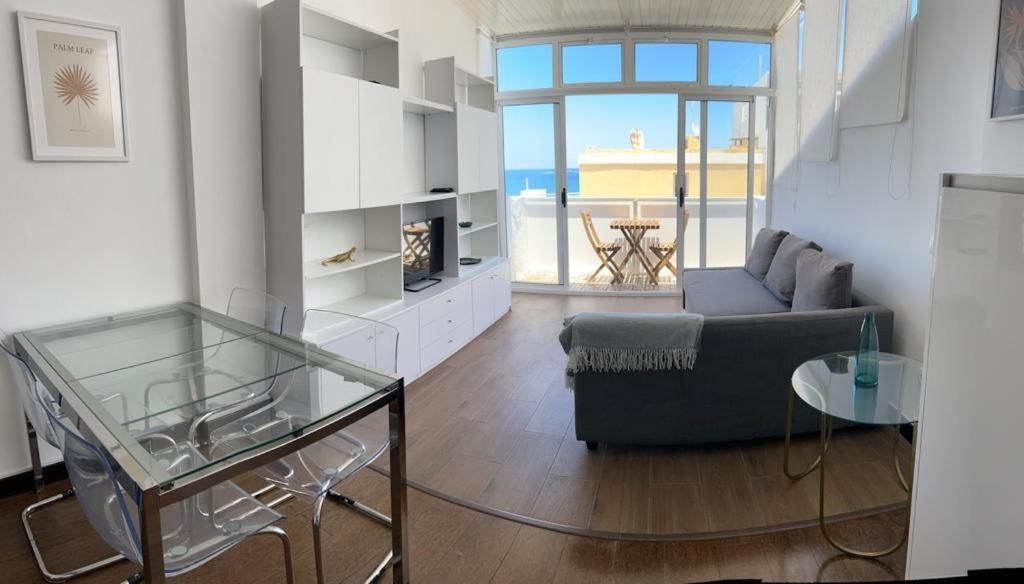 Apartament Con Vistas Al Mar *